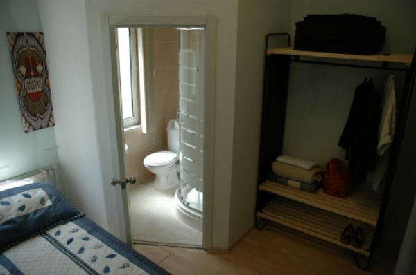 Hush Hostel Lounge