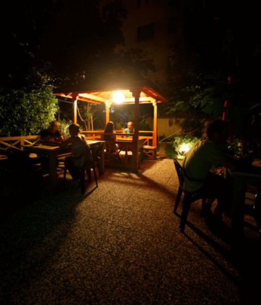 Hush Hostel Lounge