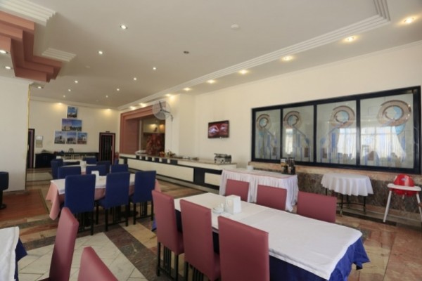 İzethan Hotel