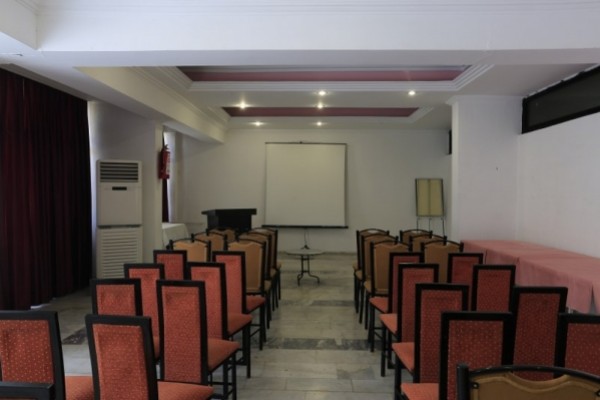 İzethan Hotel