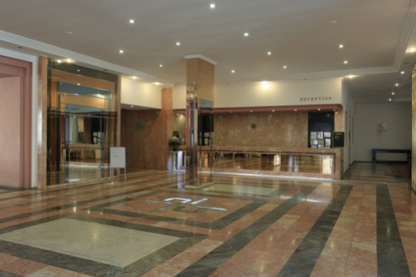 İzethan Hotel