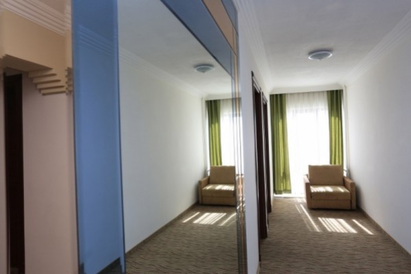 İzethan Hotel