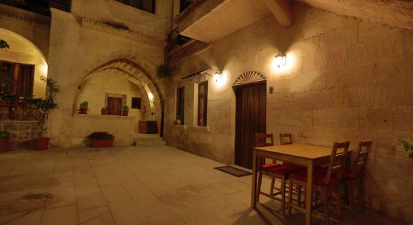 Karadut Cave Hotel