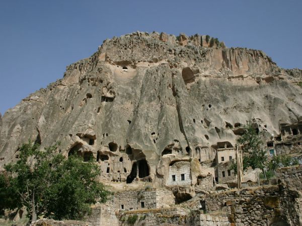 Karamanlı Konağı