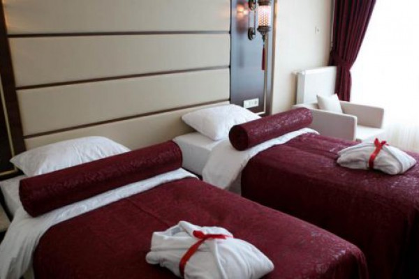 Kronos Hotel