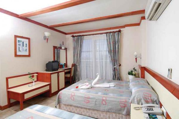 Lioness Hotel