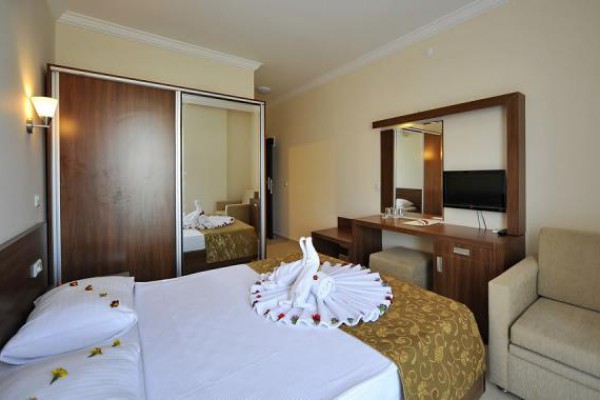 Lioness Hotel