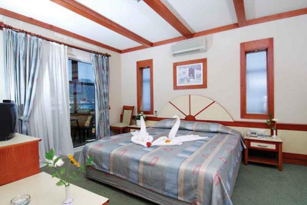 Lioness Hotel