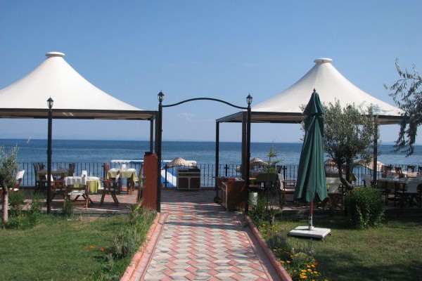 Livadi Beach Motel
