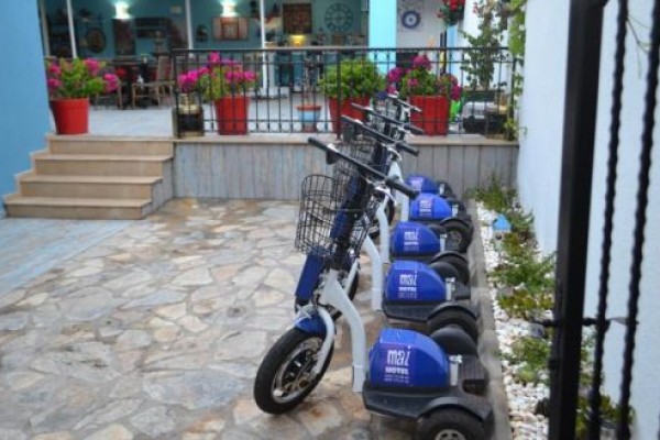 Mai Hotel