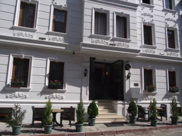 Mari Time Hotel
