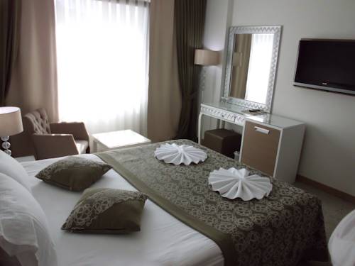 Nadir Hotel