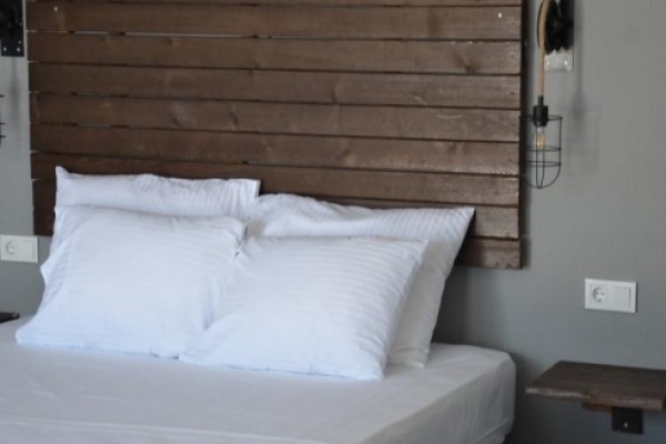 Nomia Hotel