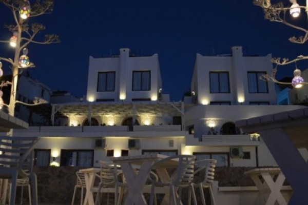 Nomia Hotel