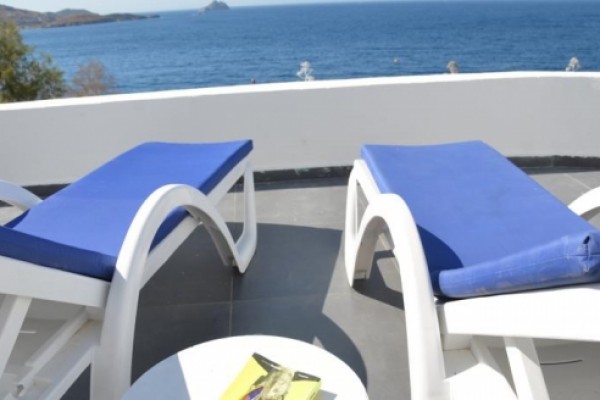 Nomia Hotel