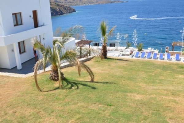 Nomia Hotel
