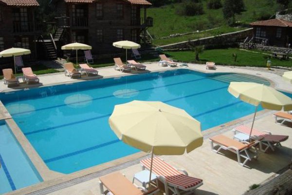 Olympos Park Butik Ağaç Evi