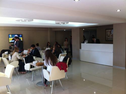 Otel Çınas