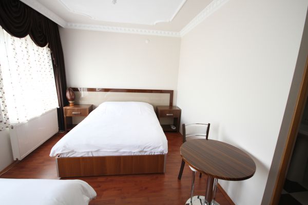 Otel Dinç