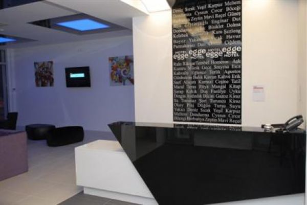 Otel Egge