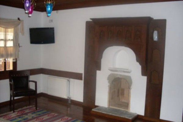 Özata Konakları