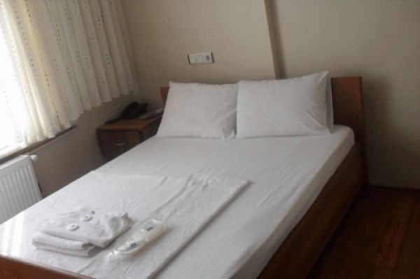Paradise Hotel