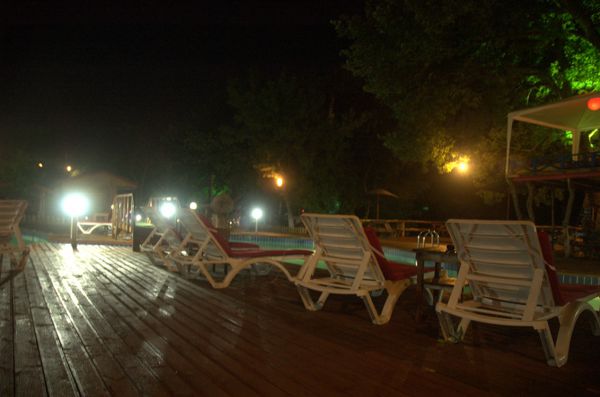 Paradise Motel