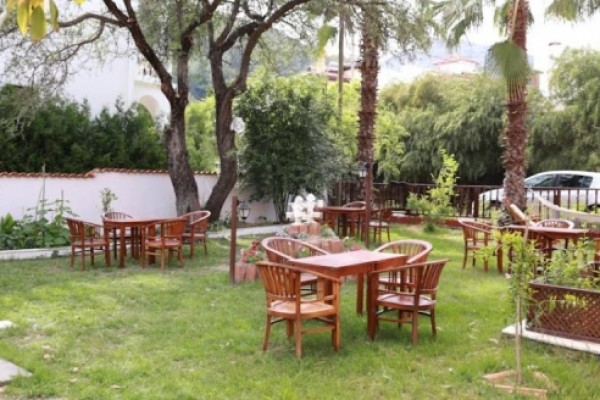 Pisiris Otel
