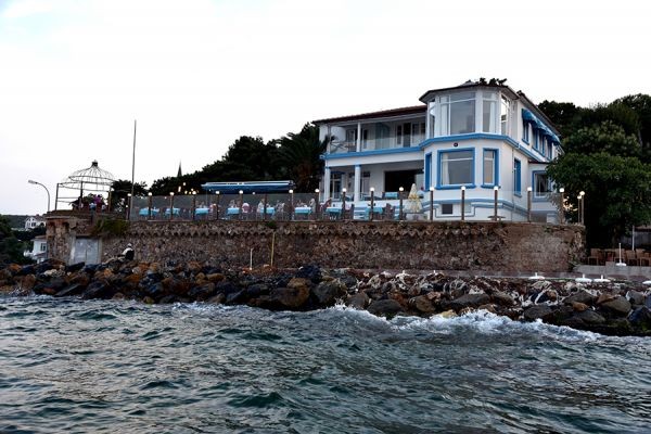 Pyrgos Otel