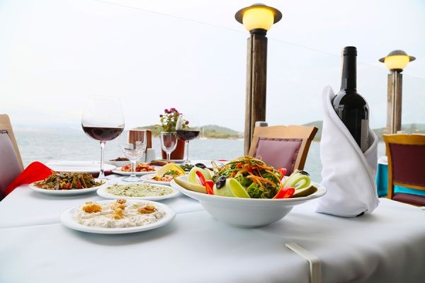 Pyrgos Otel