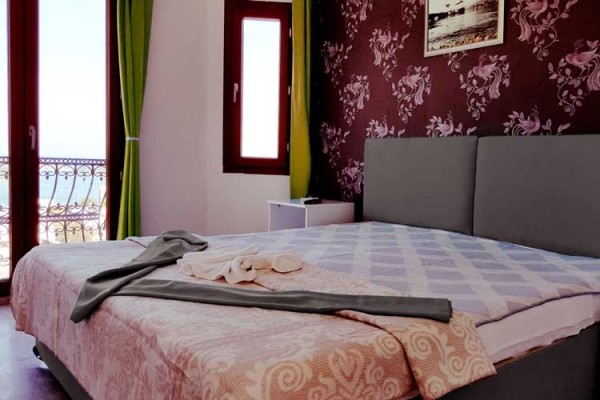 Rose Mina Hotel