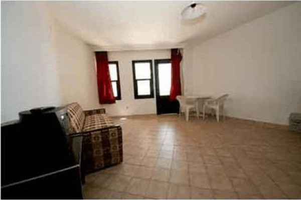 Scanway Twins Apart Otel
