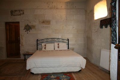 Spelunca Hotel