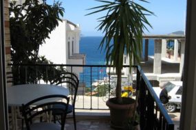 Defne Hotel