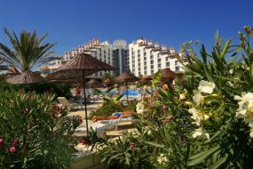 Green Max Hotel