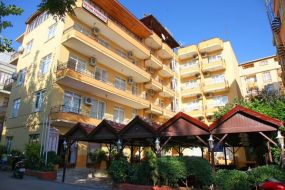 &Uuml;st&uuml;n Pansiyon