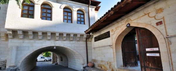 Tokmak Konuk Evi