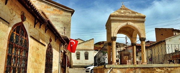 Tokmak Konuk Evi
