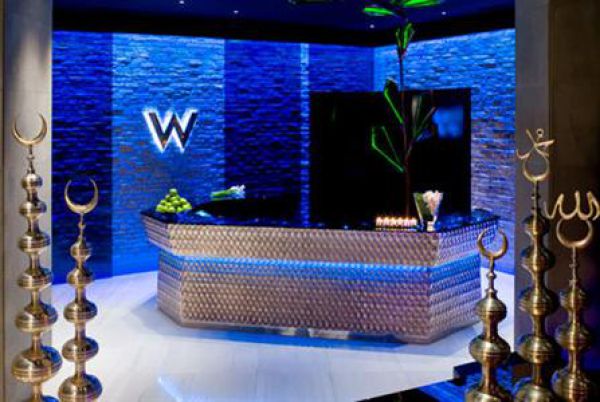 W İstanbul