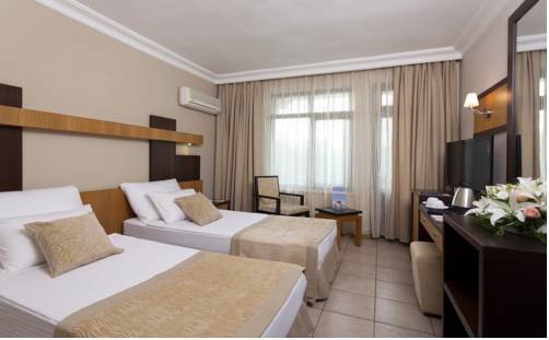 Xperia Kandelor Hotel