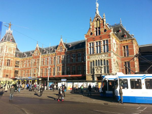 Amsterdam Ulaşım Hakkında Detaylı Bilgiler