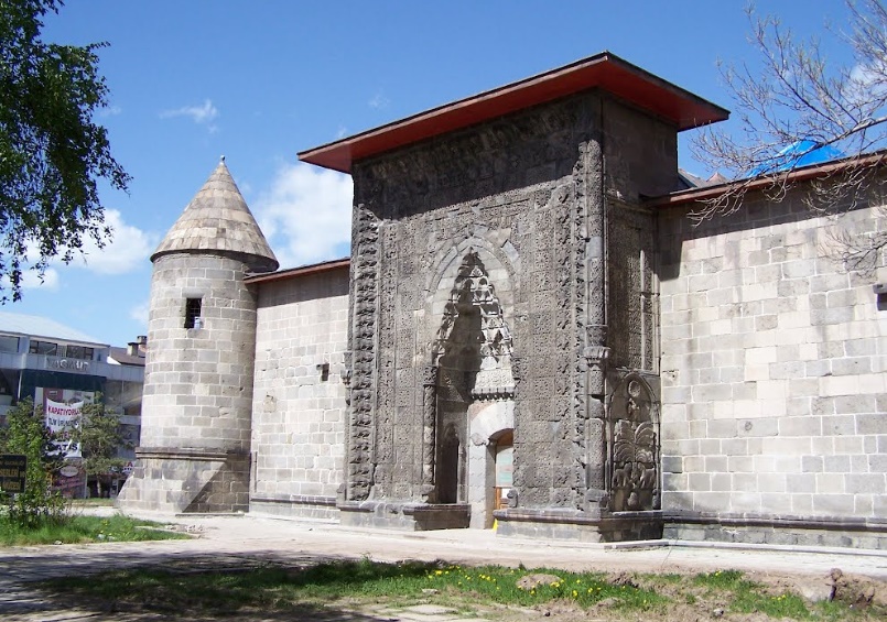 Türk-İslam Eserleri ve Etnografya Müzesi (Yakutiye Medresesi)