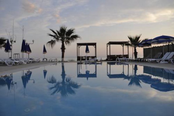 Adora Hotel Kızılot