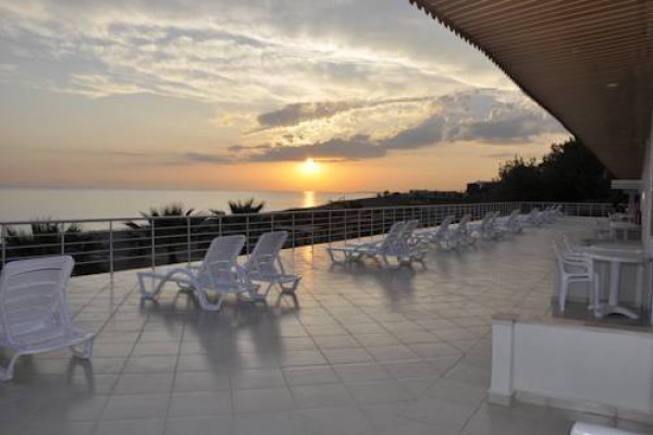 Adora Hotel Kızılot