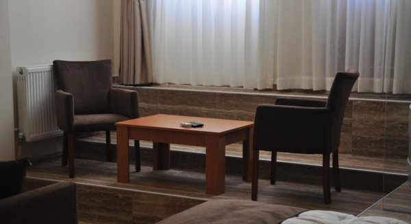 Aiza Suites