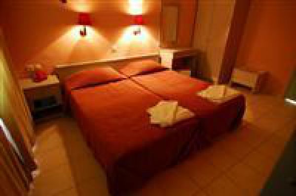 Akdeniz Apart Otel Kuşadası