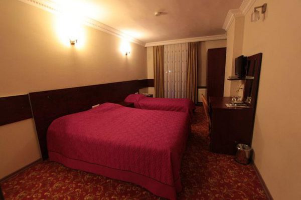Aktuğ Otel