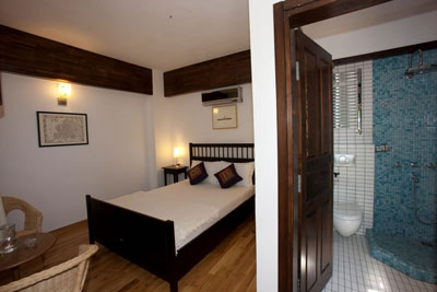 Akvaryum Otel