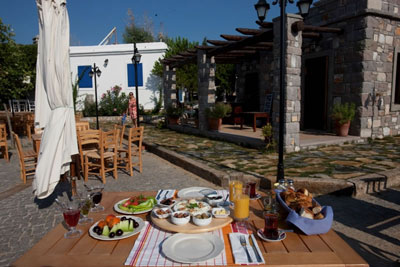 Akvaryum Otel