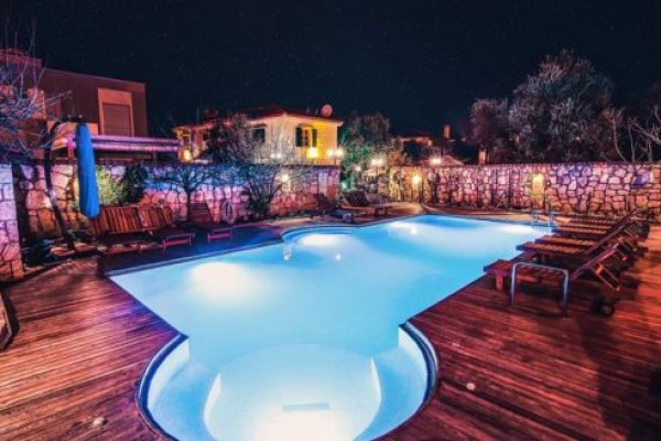 Alaçatı Boreas Butik Otel